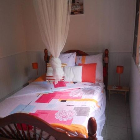 Chez Tatie Juju Villa Sainte-Anne  Ngoại thất bức ảnh