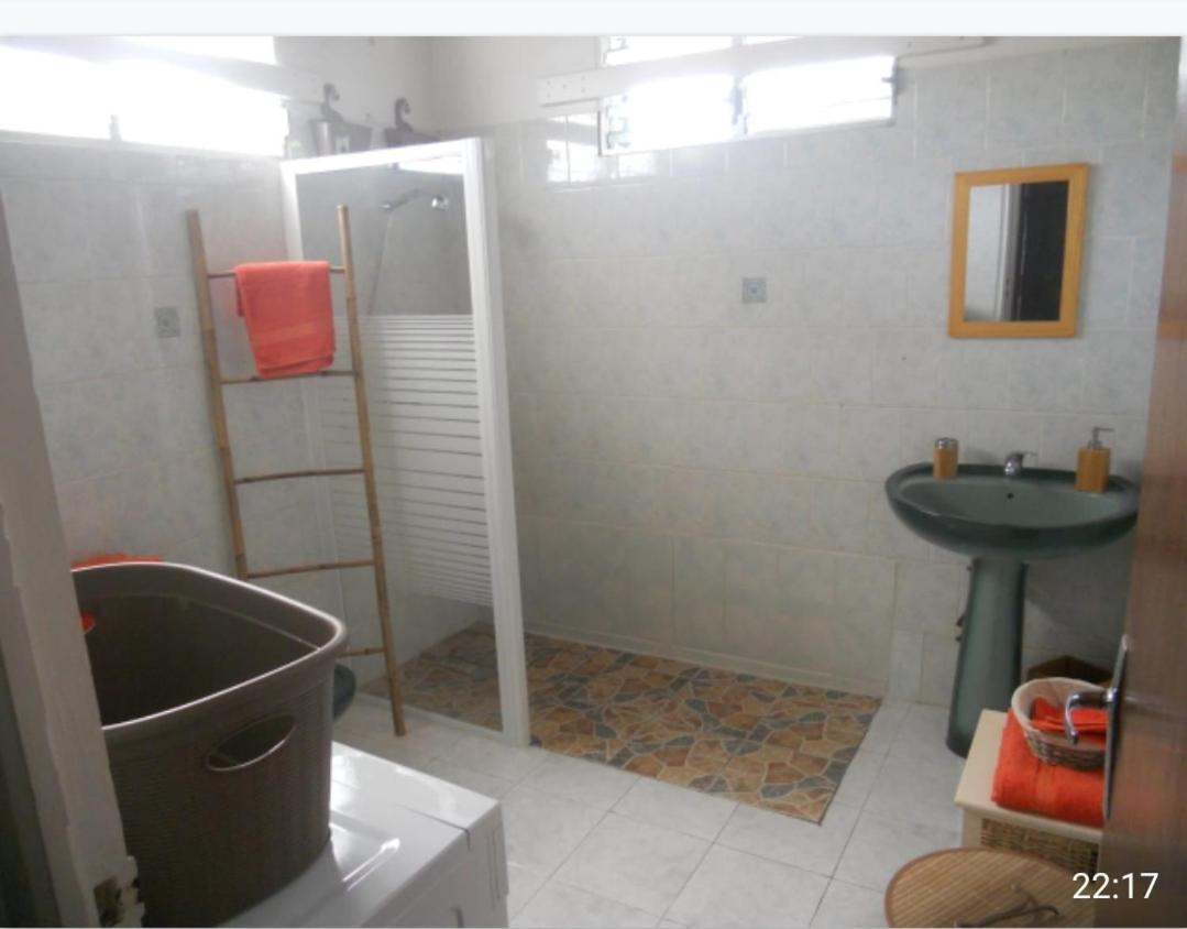 Chez Tatie Juju Villa Sainte-Anne  Ngoại thất bức ảnh